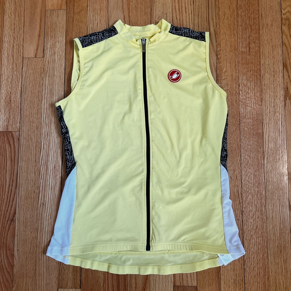 Castelli women’s large cycling jersey sleeveless size large back pockets